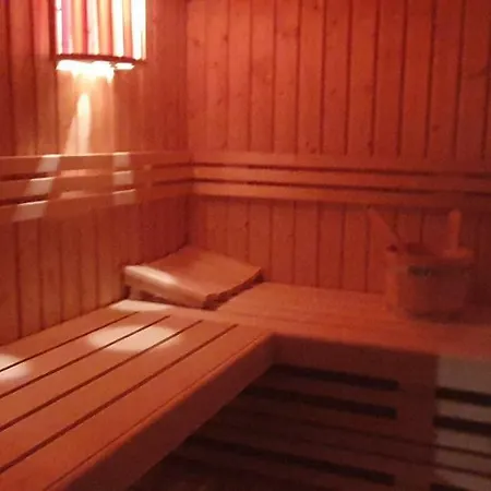 Au Mont Chez Nous # Jacuzzi & Sauna # Dom wakacyjny Pontorson