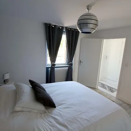 Au Mont Chez Nous Jaccuzi Et Sauna * Pontorson