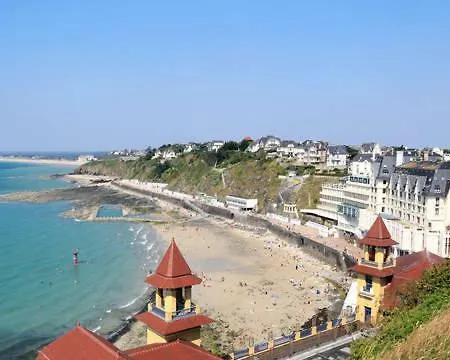 Hébergement de vacances Au Mont Chez Nous Jaccuzi Et Sauna