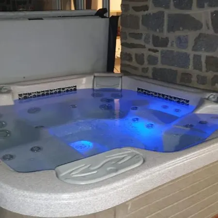 Au Mont Chez Nous # Jacuzzi & Sauna # 펜션 *