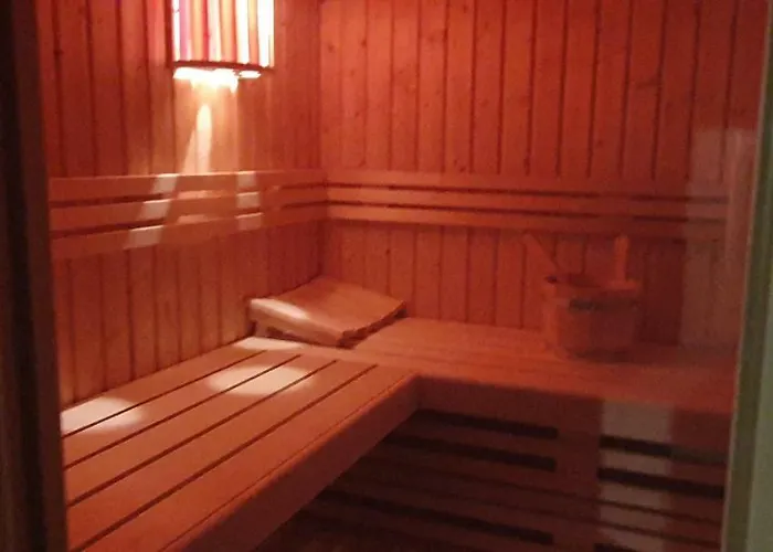 Au Mont Chez Nous # Jacuzzi&sauna # Ferienhaus Pontorson