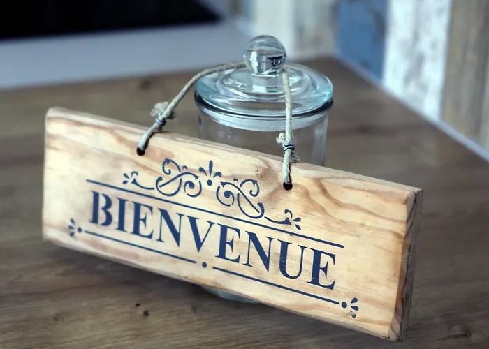 Au Mont Chez Nous # Jacuzzi&sauna # Ferienhaus Pontorson